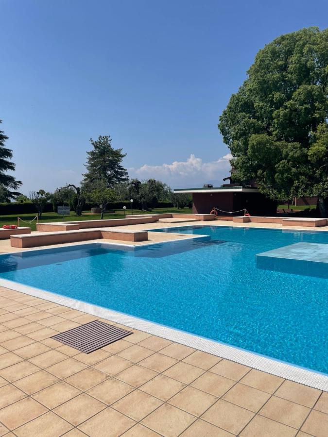 Boutiqueloft Vista Apartment Bardolino Bagian luar foto
